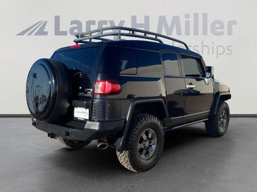 2007 Toyota FJ Cruiser Base (Retail Orders Only) (M6)