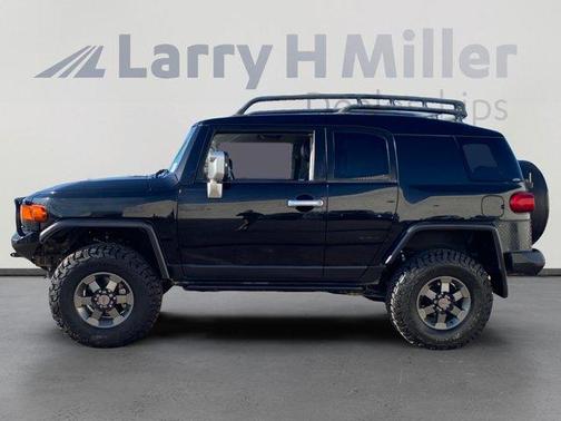 2007 Toyota FJ Cruiser Base (Retail Orders Only) (M6)