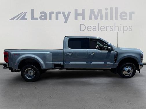2025 Ford F-350 Lariat Super Duty