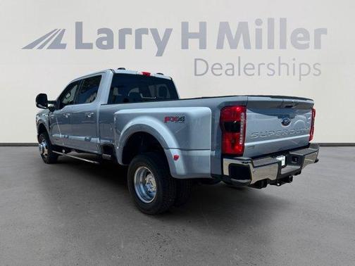 2025 Ford F-350 Lariat Super Duty