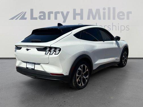 2024 Ford Mustang Mach-E Select
