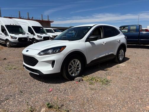 OXFORD WHITE 2022 Ford Escape SE