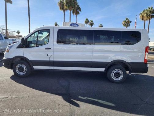 2025 Ford Transit-350 XL