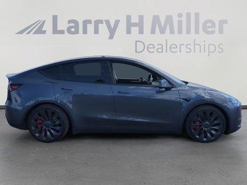 2023 Tesla Model Y Performance