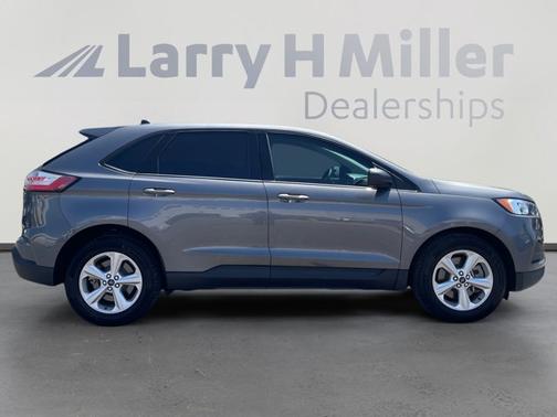 CARBONIZED GRAY 2022 Ford Edge SE
