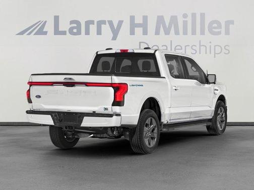 2025 Ford F-150 Lightning LARIAT