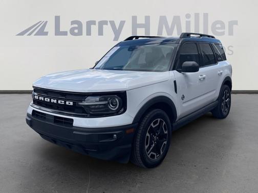 OXFORD WHITE 2023 Ford Bronco Sport OUTER BANKS