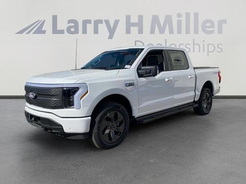 2025 Ford F-150 Lightning Flash