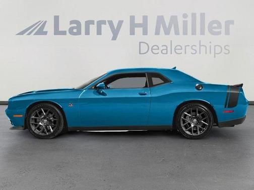 2018 Dodge Challenger 392 Hemi Scat Pack Shaker