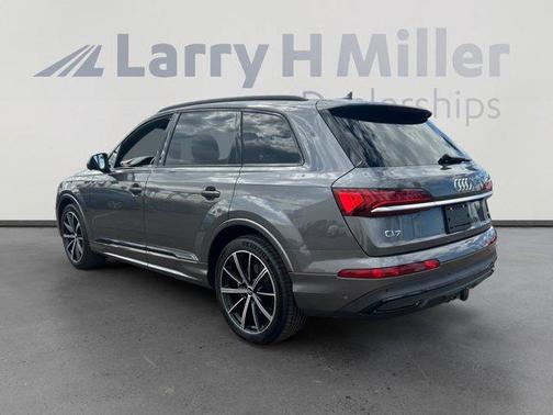 2020 Audi Q7 55 Prestige