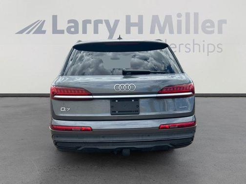 2020 Audi Q7 55 Prestige