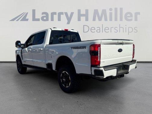2025 Ford F-350 Lariat Super Duty