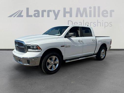 2016 RAM 1500 SLT