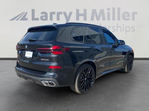 2025 BMW X5 M60i