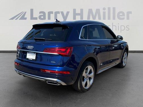 2022 Audi Q5 45 S line Premium Plus
