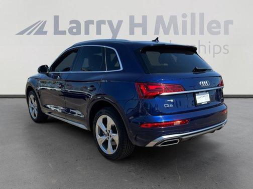 2022 Audi Q5 45 S line Premium Plus
