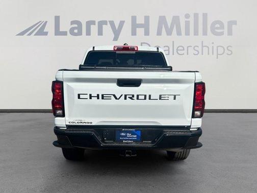 2024 Chevrolet Colorado WT