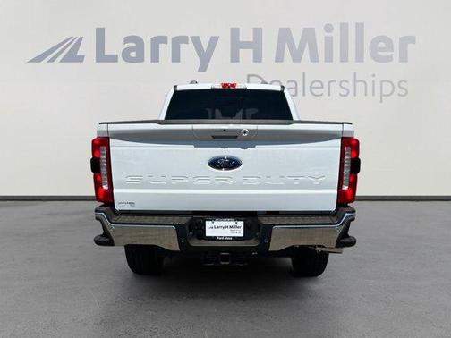 2025 Ford F-350 Lariat Super Duty