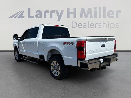2025 Ford F-350 Lariat Super Duty