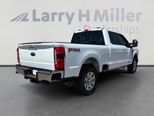 2025 Ford F-350 Lariat Super Duty