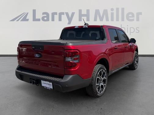 RUBY RED METALLIC TINTED CC 2025 Ford Maverick LARIAT