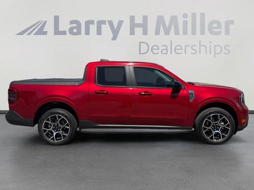 RUBY RED METALLIC TINTED CC 2025 Ford Maverick LARIAT