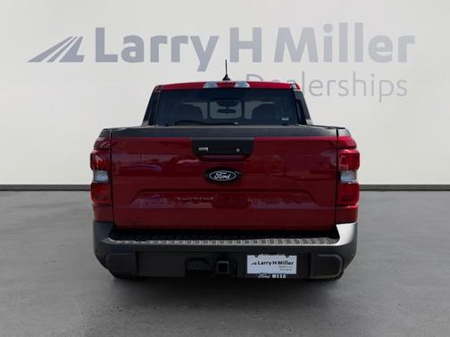 RUBY RED METALLIC TINTED CC 2025 Ford Maverick LARIAT