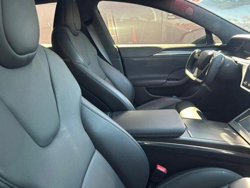 2021 Tesla Model S Plaid