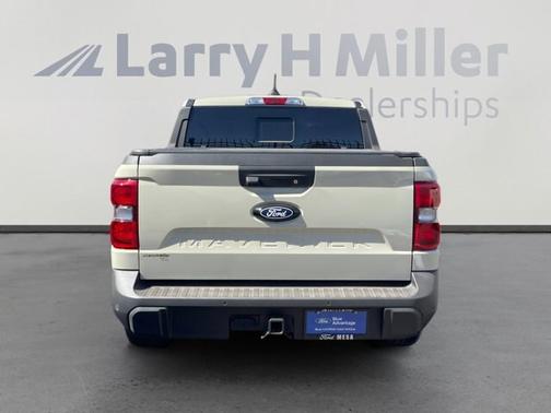 DESERT SAND 2025 Ford Maverick LARIAT