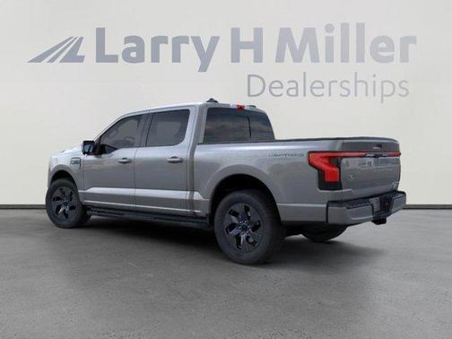 2025 Ford F-150 Lightning LARIAT