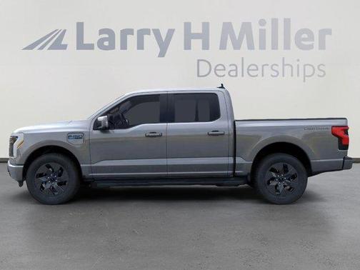 2025 Ford F-150 Lightning LARIAT