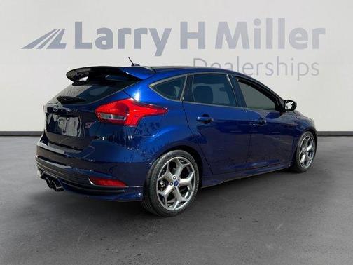 2016 Ford Focus ST Base