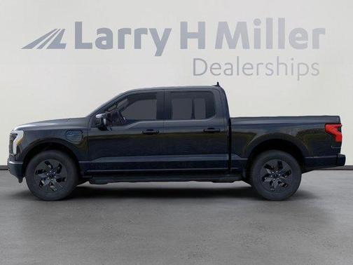 2025 Ford F-150 Lightning LARIAT