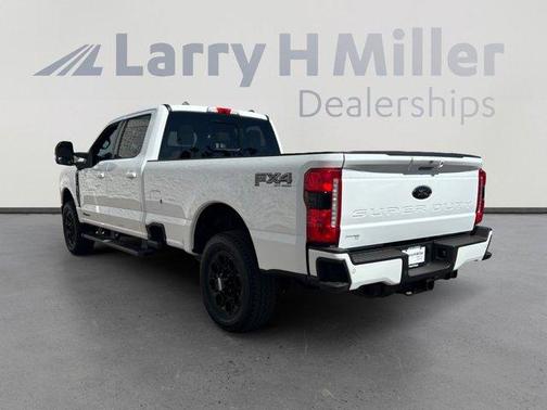 2025 Ford F-350 Lariat Super Duty