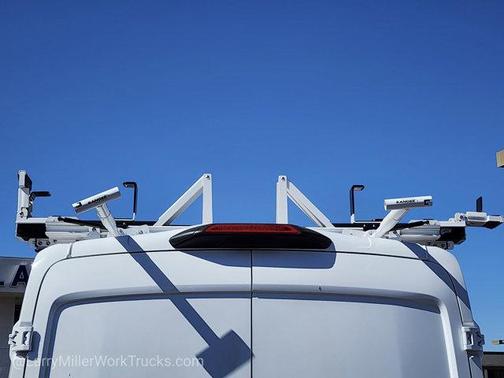 2025 Ford Transit-250 148 WB Medium Roof Cargo
