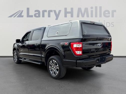 AGATE BLACK METALLIC 2022 Ford F-150 LARIAT