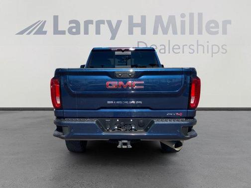 2023 GMC Sierra 2500 AT4