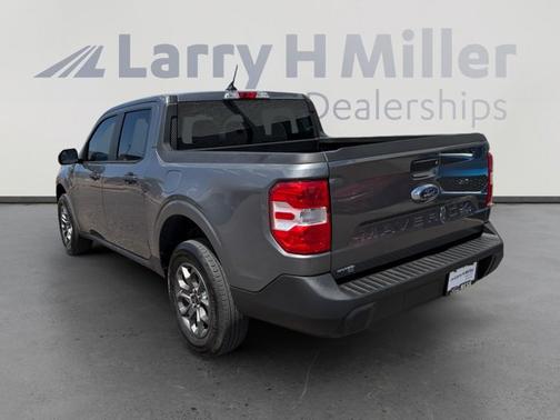 CARBONIZED GRAY METALLIC 2024 Ford Maverick XLT