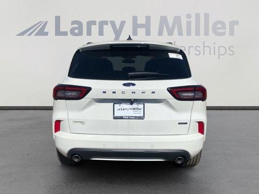 2026 Ford Escape ST-Line Elite