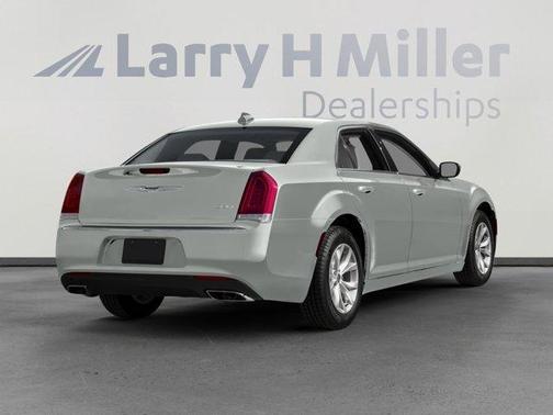 2016 Chrysler 300 Limited