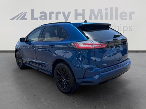 ATLAS BLUE 2023 Ford Edge SE