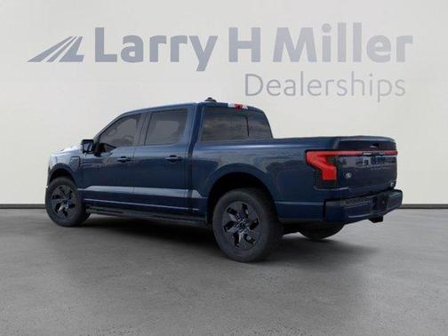 2025 Ford F-150 Lightning LARIAT