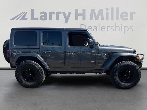 2020 Jeep Wrangler Unlimited Sahara High Altitude