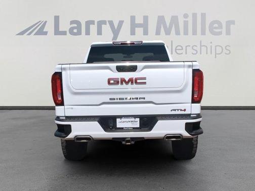 2022 GMC Sierra 1500 Limited AT4