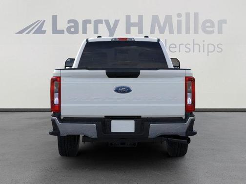 2026 Ford F-350 XLT