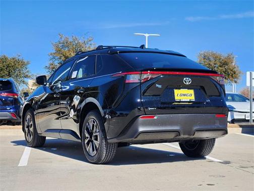 2026 Toyota bZ XLE Plus