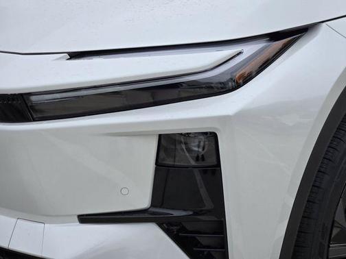 Wind Chill Pearl 2026 Toyota C-HR SE