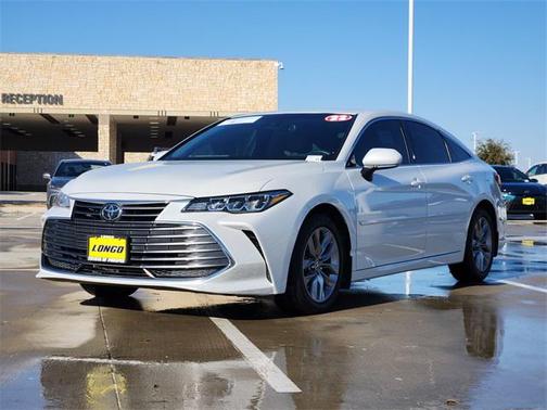 2022 Toyota Avalon XLE
