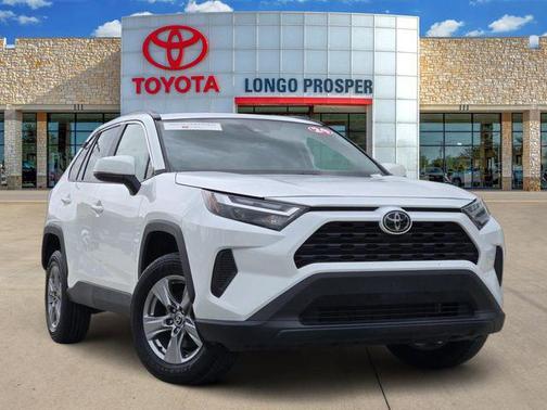 Ice Cap 2024 Toyota RAV4 XLE