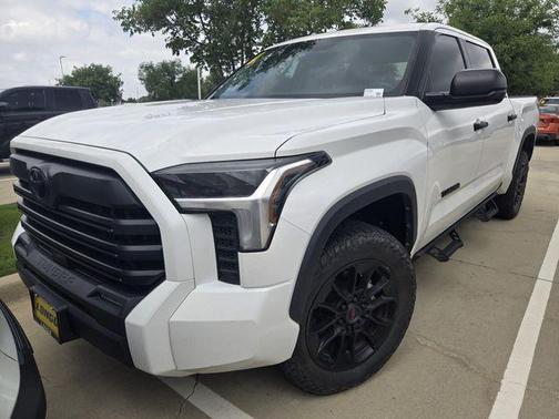 Ice Cap 2023 Toyota Tundra SR5